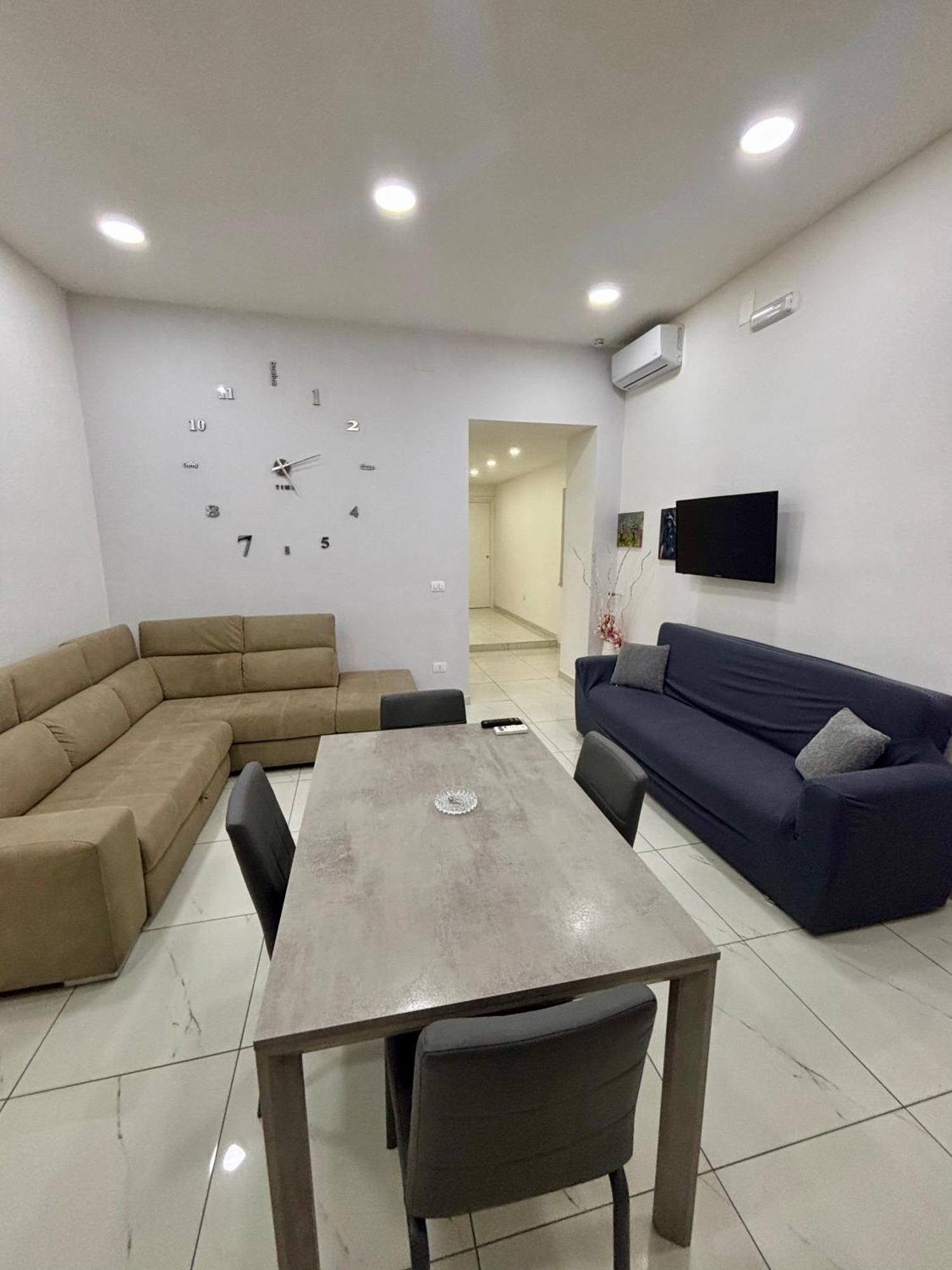 B&B Aria Di Sole نابولي المظهر الخارجي الصورة